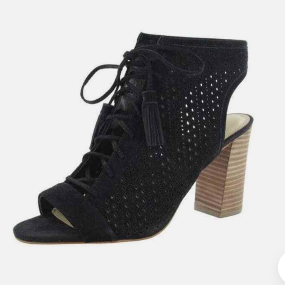 Marc Fisher Satire Lace Up Perforated Bootie Sandals Black Tassels Size 9